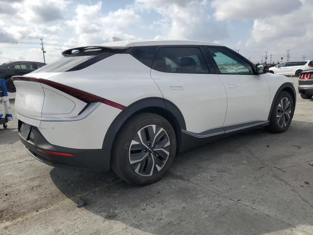 2023 KIA EV6 Light