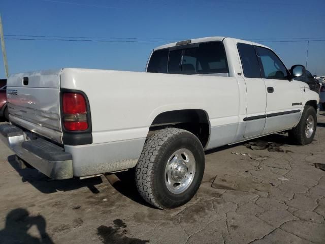 2000 Dodge RAM 2500