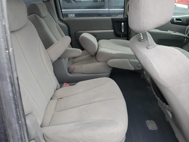 2008 Hyundai Entourage GLS