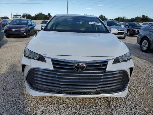 2020 Toyota Avalon XLE