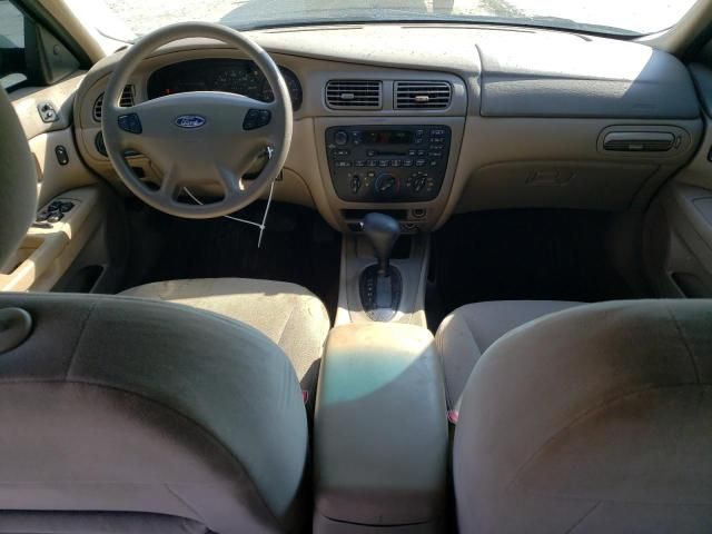 2003 Ford Taurus SE