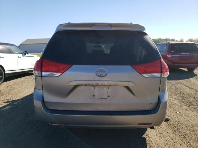 2011 Toyota Sienna LE