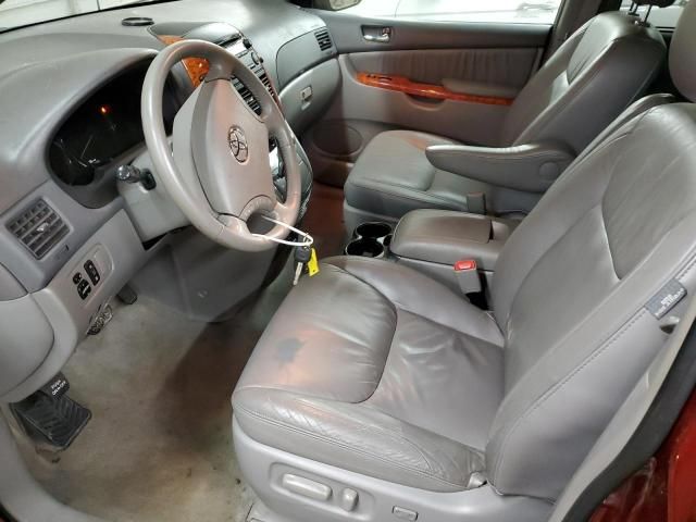 2008 Toyota Sienna XLE