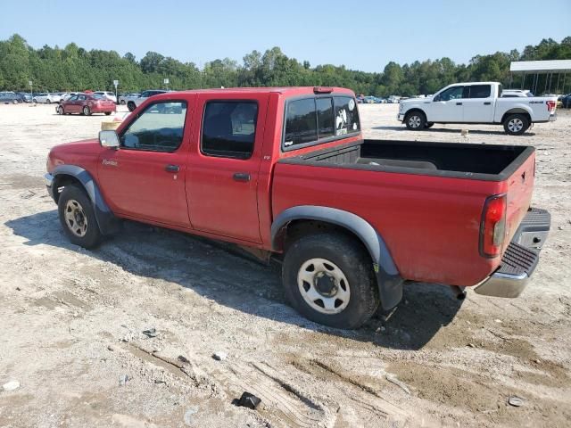 2000 Nissan Frontier Crew Cab XE