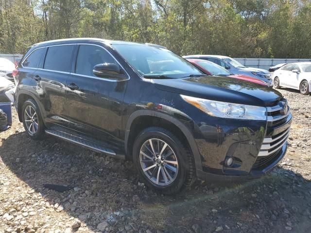 2018 Toyota Highlander SE