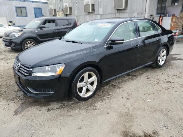 2013 Volkswagen Passat SE