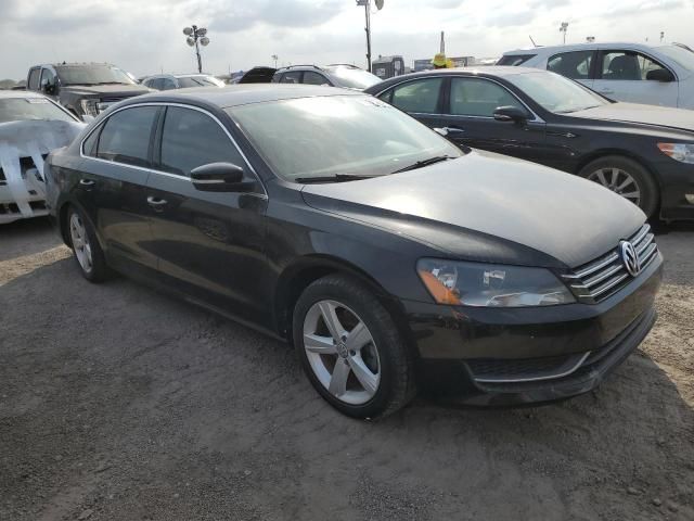 2013 Volkswagen Passat SE