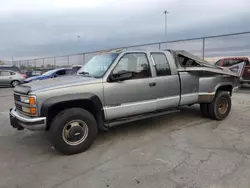 Salvage cars for sale from Copart Chicago: 1990 Chevrolet GMT-400 K3500