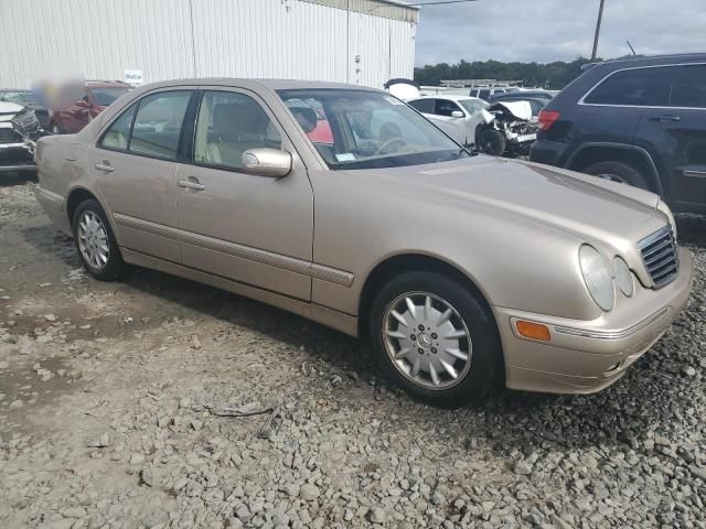 2001 Mercedes-Benz E 320