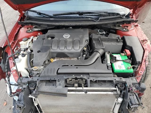 2010 Nissan Altima Base