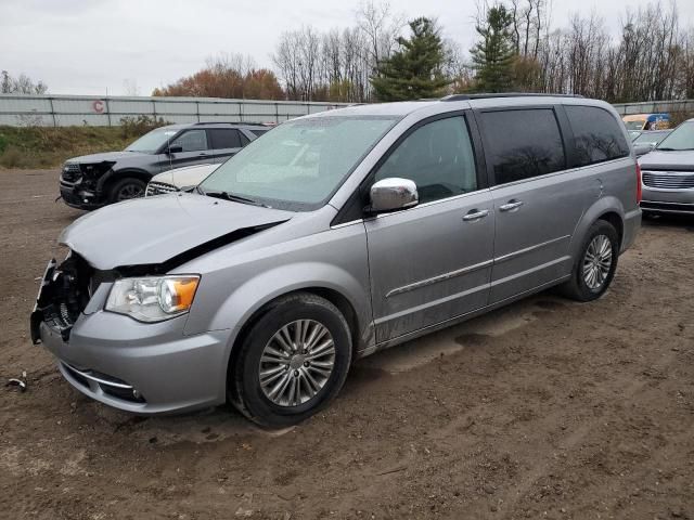 2016 Chrysler Town & Country Touring L