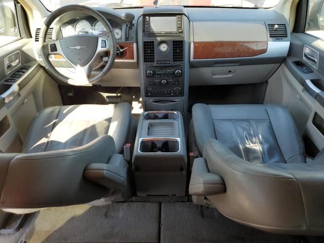 2008 Chrysler Town & Country Touring