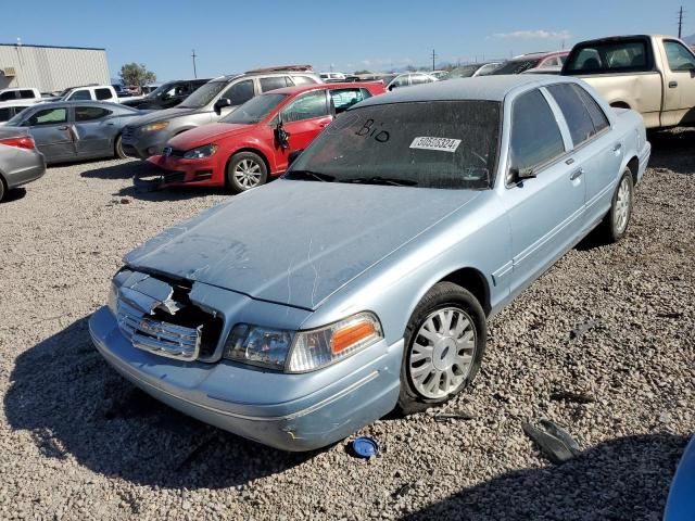 2004 Ford Crown Victoria LX