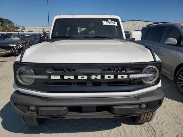 2024 Ford Bronco Outer Banks