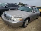 2003 Lincoln Town Car Signature