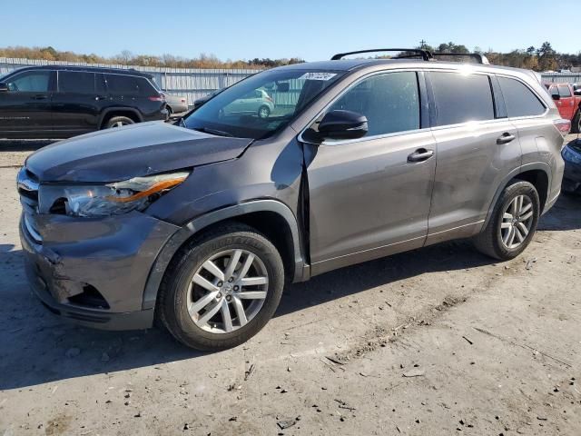 2015 Toyota Highlander LE