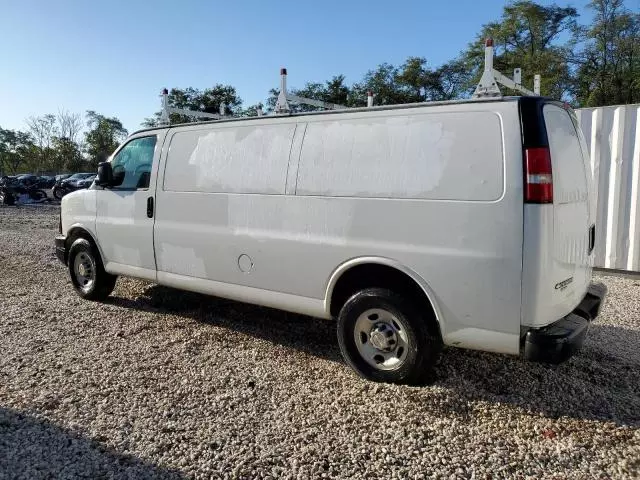 2016 Chevrolet Express G2500