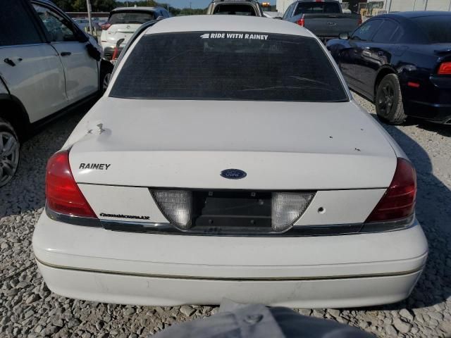 2004 Ford Crown Victoria LX