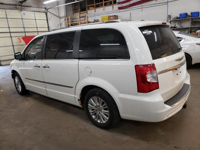 2013 Chrysler Town & Country Limited