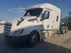 2019 Freightliner Cascadia 126