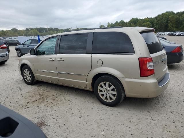 2013 Chrysler Town & Country Touring