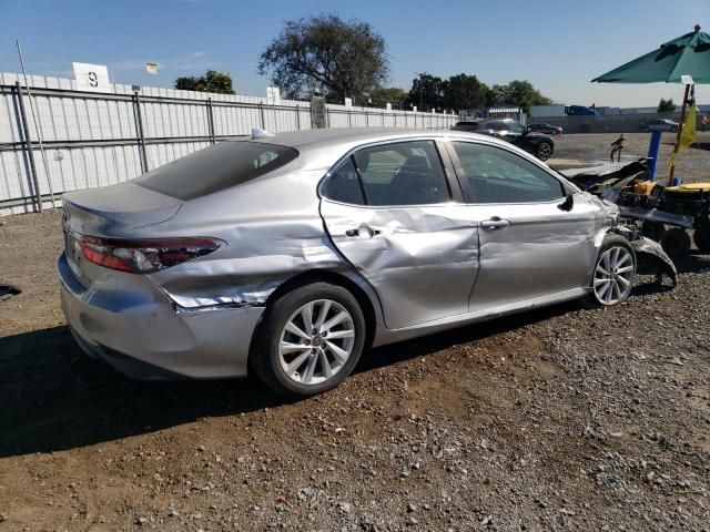 2022 Toyota Camry LE