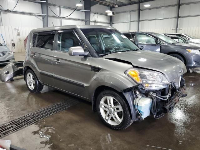 2011 KIA Soul +