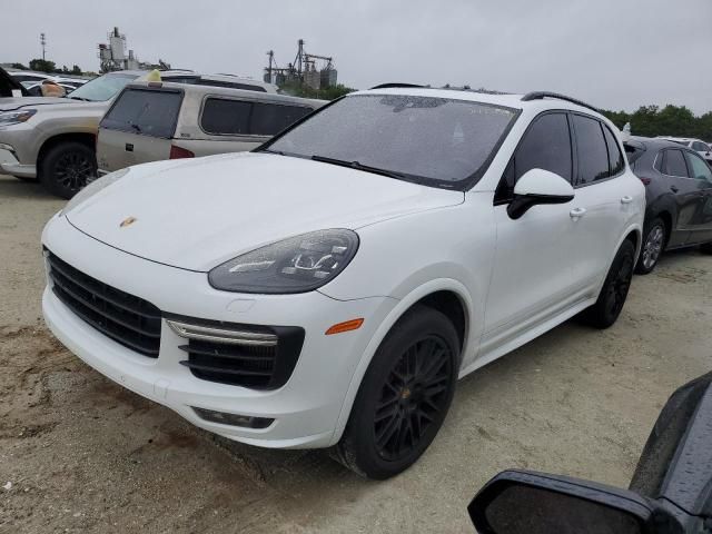 2016 Porsche Cayenne GTS