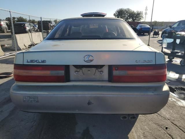 1995 Lexus ES 300