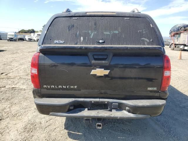 2011 Chevrolet Avalanche LS