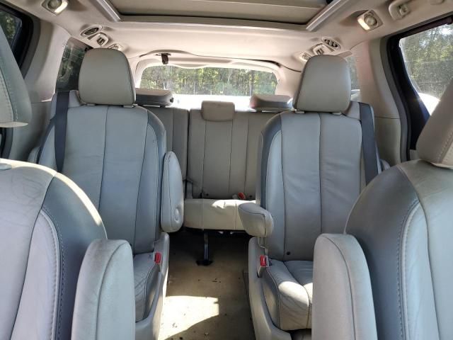 2012 Toyota Sienna XLE