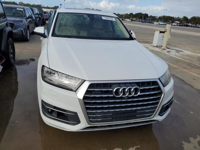 2019 Audi Q7 Prestige