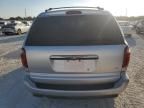 2005 Chrysler Town & Country LX