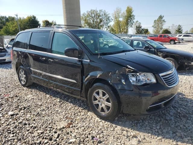 2013 Chrysler Town & Country Touring