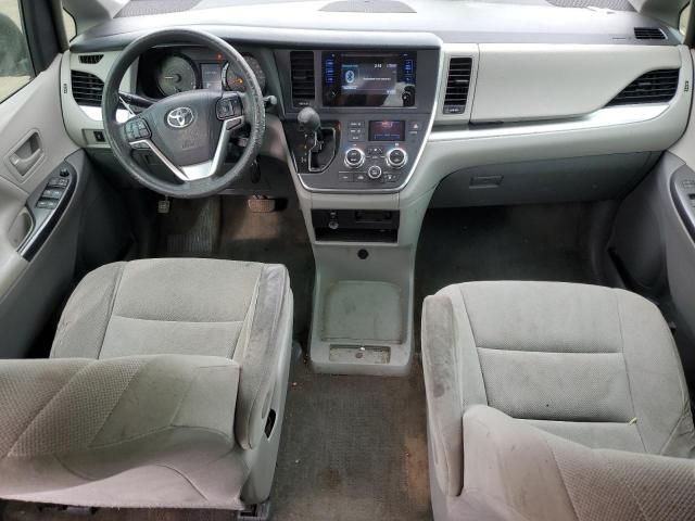 2016 Toyota Sienna