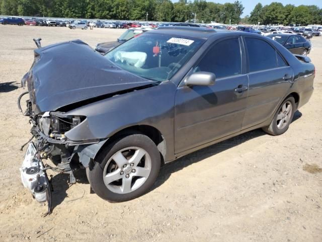 2004 Toyota Camry SE