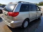 2009 Toyota Sienna CE