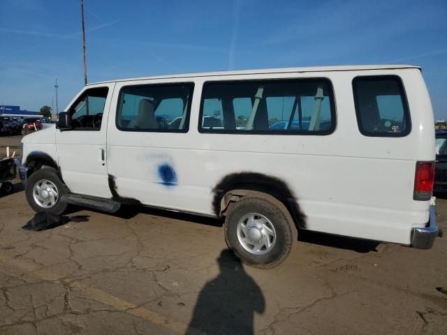 2014 Ford Econoline E350 Super Duty Wagon