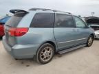 2004 Toyota Sienna XLE