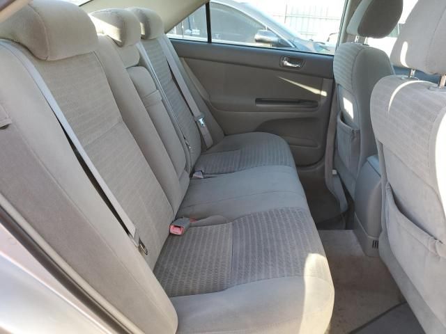 2005 Toyota Camry LE