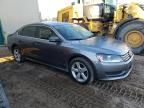 2013 Volkswagen Passat SE