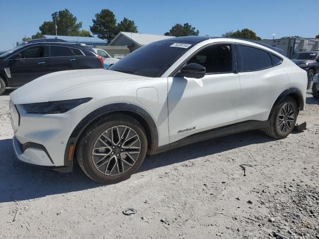 2024 Ford Mustang MACH-E Premium