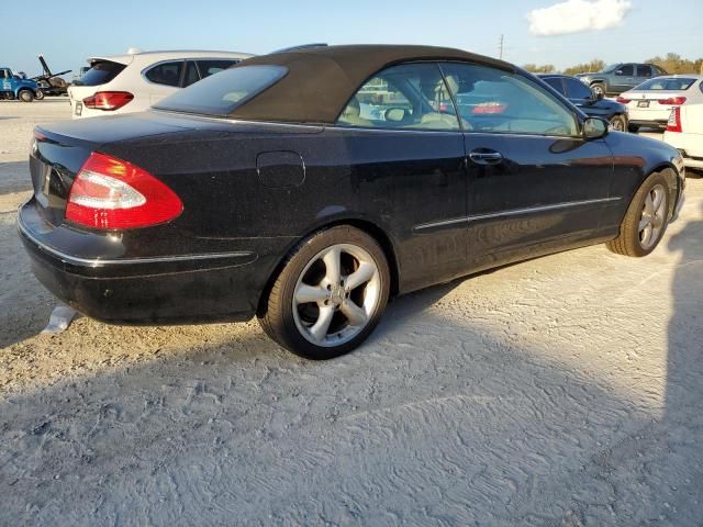 2005 Mercedes-Benz CLK 320