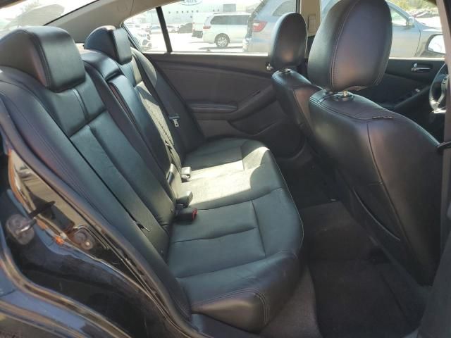 2010 Nissan Altima Base