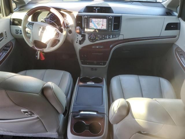 2014 Toyota Sienna XLE