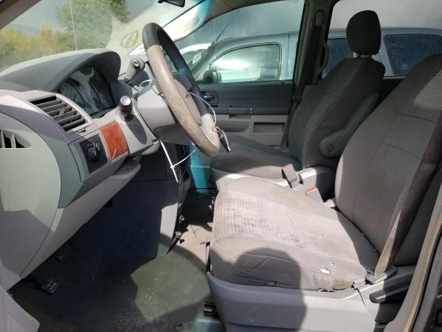 2008 Chrysler Town & Country LX