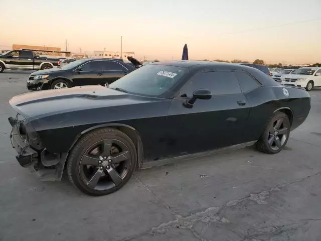 2013 Dodge Challenger SXT