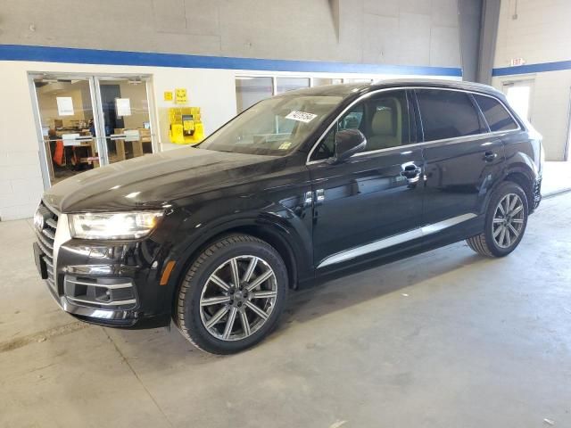 2018 Audi Q7 Premium Plus