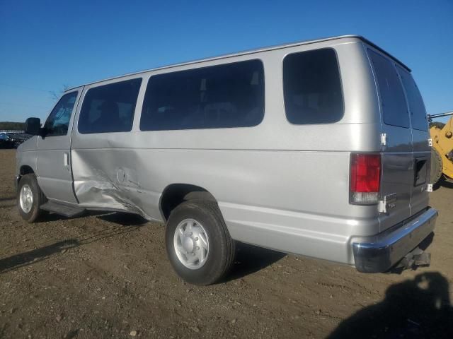 2011 Ford Econoline E350 Super Duty Wagon