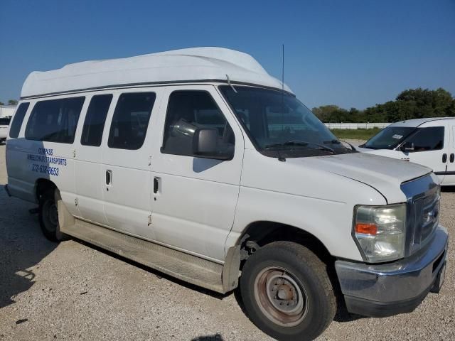 2010 Ford Econoline E350 Super Duty Wagon